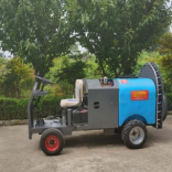 公司生產(chǎn)的水冷柴油機(jī)成功應(yīng)用在果園打藥機(jī)